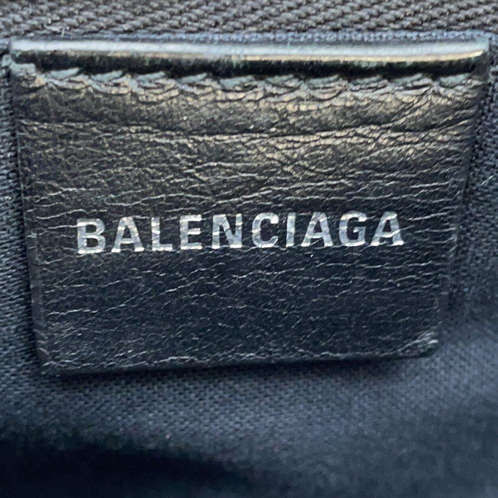 Balenciaga Shoulder Bag Monogram Camera Black - Picture 8 of 10